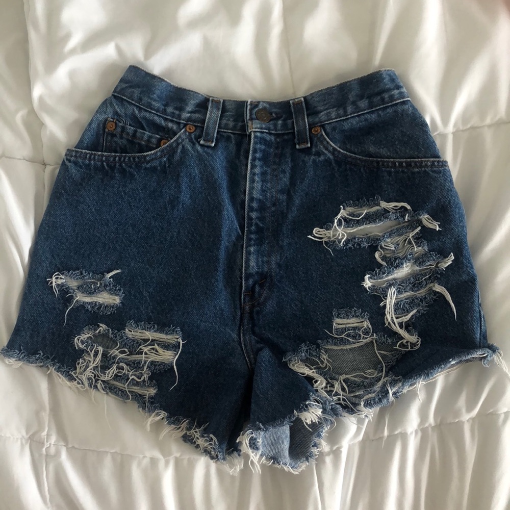 levi shorts